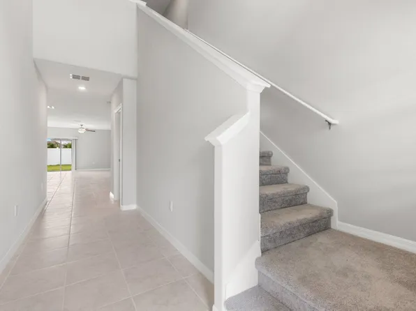 7510 Samuel Ivy Dr, Tampa, FL 33619