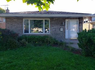 9530 S Mozart Ave, Evergreen Park, IL