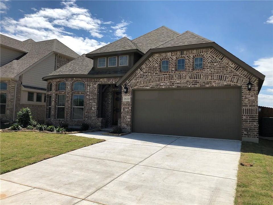 1st image of 1610 De Berry Ln