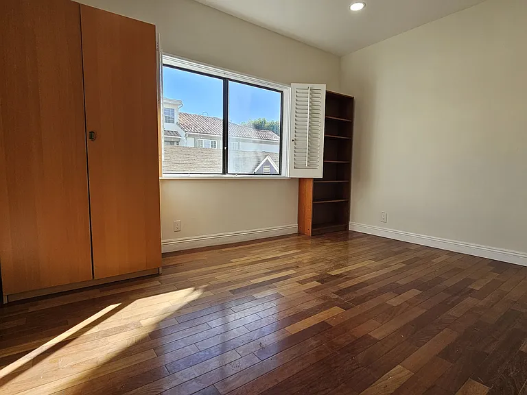 10620 Eastborne Ave #202 — Photo 15