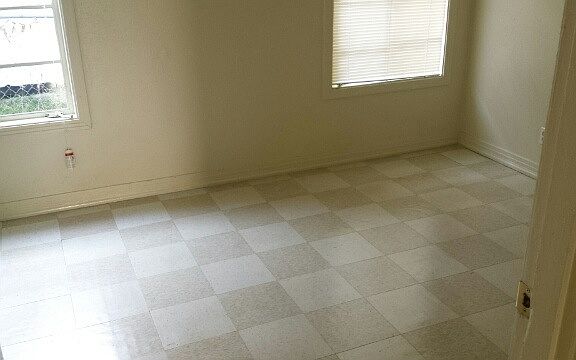 4th image of 3035 Regent St