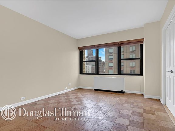 5th image of 160 E 38th St APT 10A