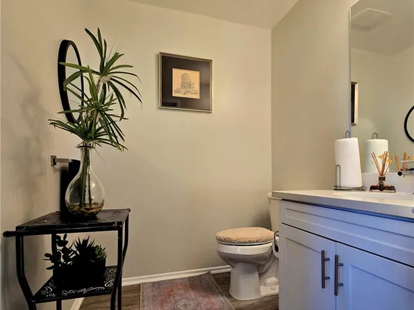 1017 Savi Dr #1017105B, Corona, CA 92878