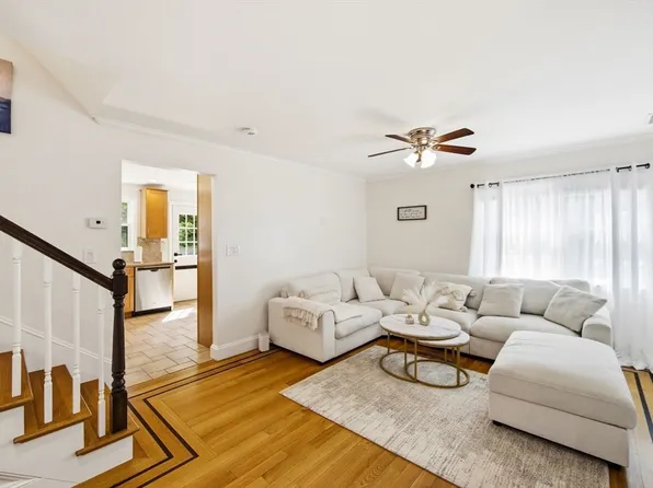 210 Nashua Rd, Billerica, MA 01821