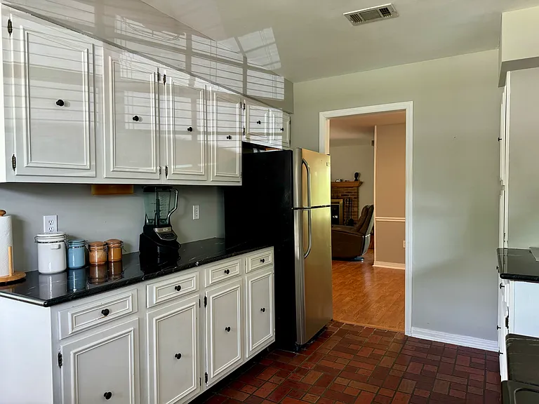 7725 Mamalu Pl — Photo 6