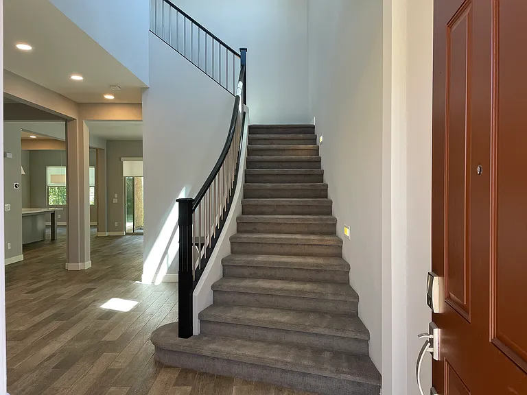 4624 E Vista Bonita Dr — Photo 4
