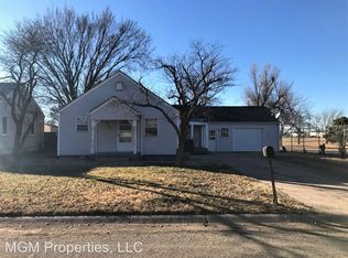 2207 Heizer St, Great Bend, KS 67530