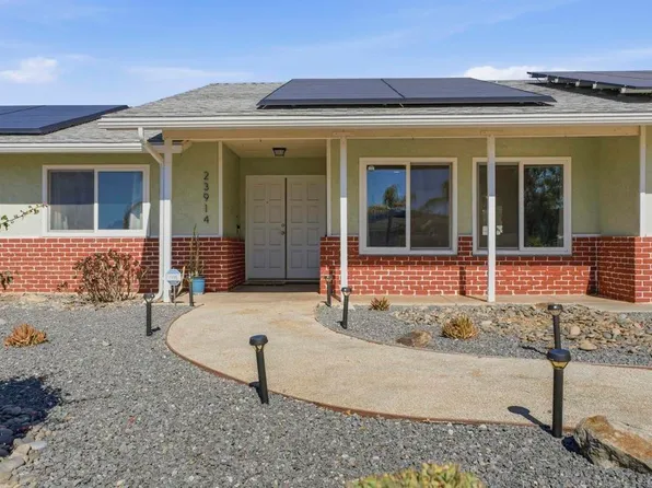 23914 Couna Way, Ramona, CA 92065