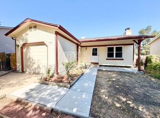 1493 S Biscay Ct, Aurora, CO 80017