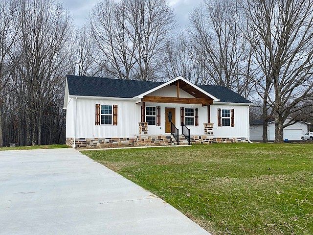 1st image of 140 Hope Dr