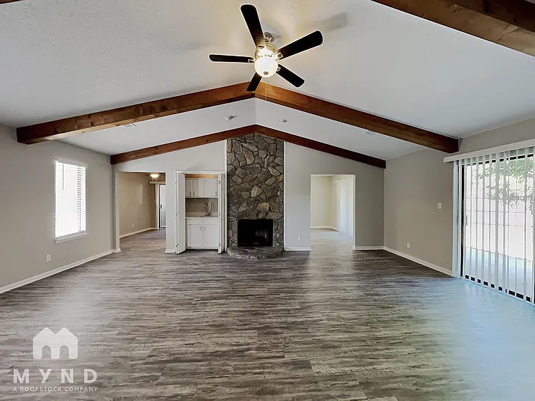 7225 Little Fawn Pkwy — Photo 3