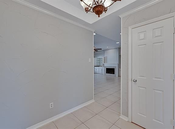 3rd image of 1207 Teakwood Dr