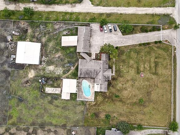 4th image of 6561 County Road 4098