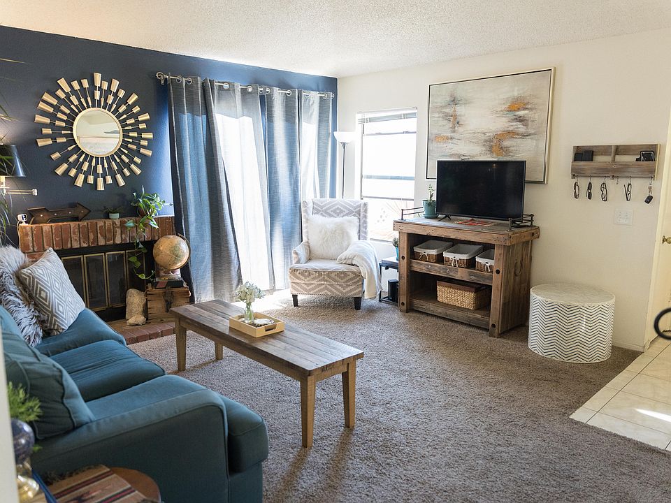 Living Room - Before Painting