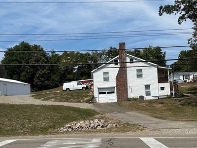 3585 E Pike, Zanesville, OH, 43701