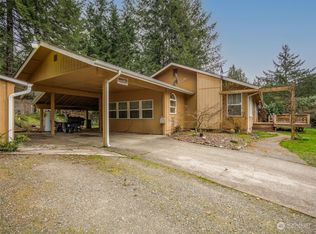 10 N Union Dr, Hoodsport, WA