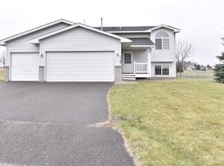 1185 Joes Lake Rd SE, Cambridge, MN 55008