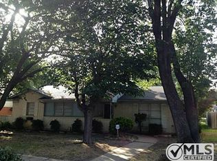 822 Del Ray Dr, Garland, TX 75043