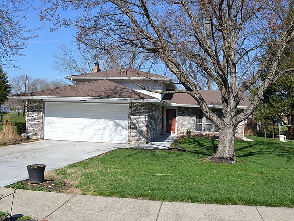 2nd image of 5666 Lake Michigan Dr