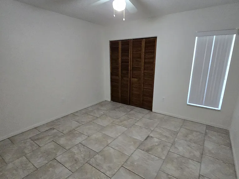 230 SE Valare Ln #A — Photo 9