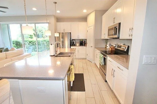 534 Lake Wildmere Cv — Photo 15