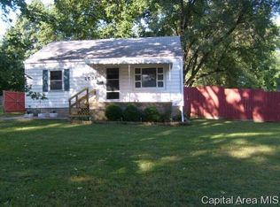 2033 N Elizabeth St, Springfield, IL 62702