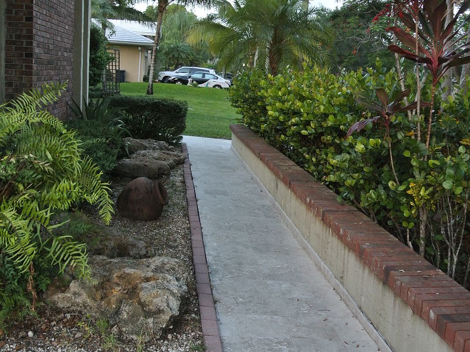 2nd image of 8265 SW 184th Ln