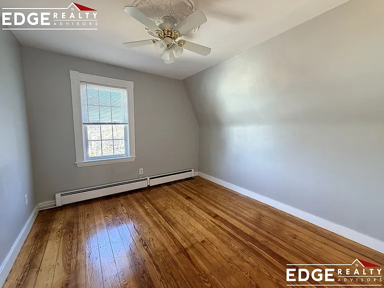 135 Nonantum St — Photo 2