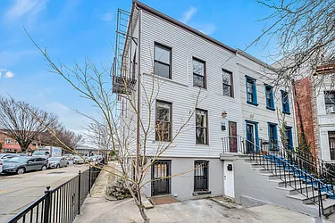 532 Herkimer Street in Stuyvesant Heights
