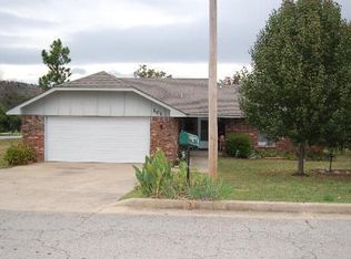 101 Redbud Ln, Poteau, OK 74953