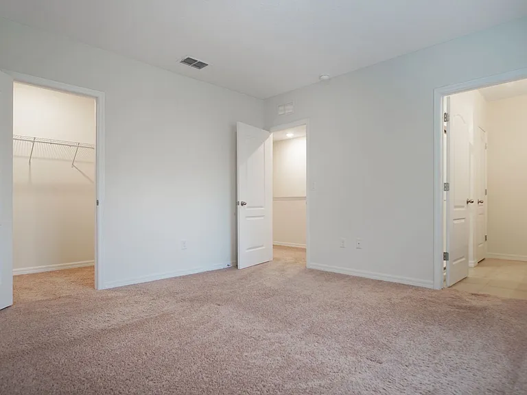 467 Arbor Lakes Dr — Photo 13