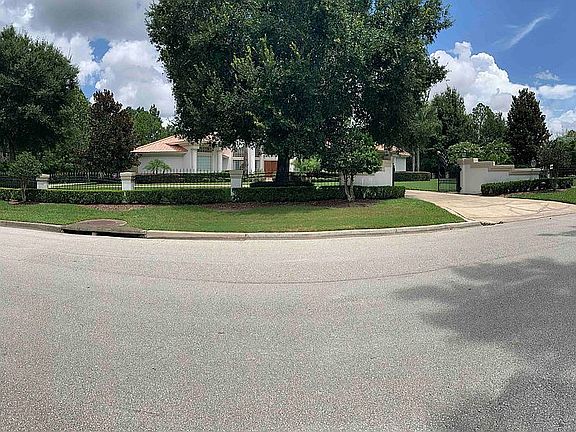 2nd image of 2732 Deer Berry Ct