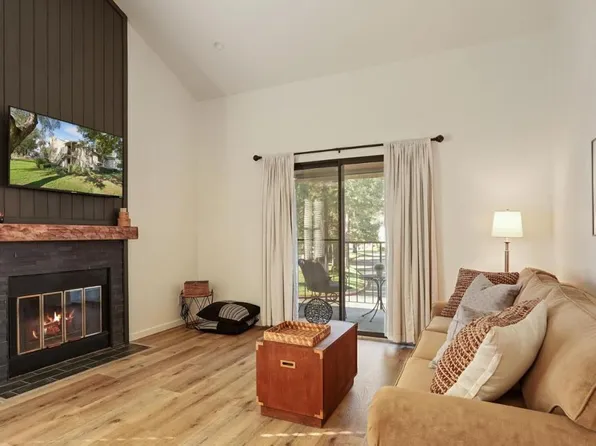 2401 Eilers Ln Unit 102, Lodi, CA 95242