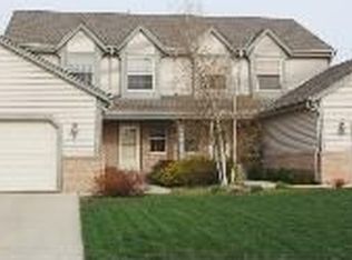 4330 S Rose Ct, New Berlin, WI 53151