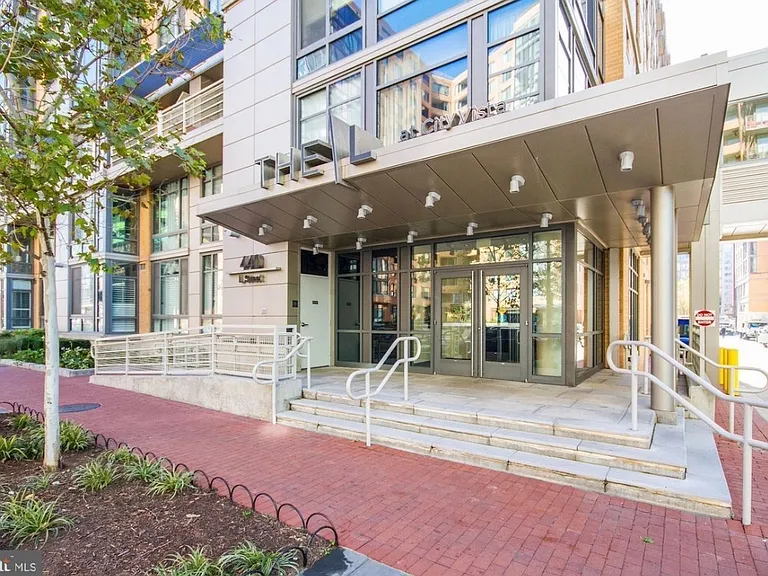440 L St NW #904 — Photo 17