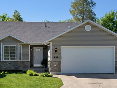232 Rosewood Cir, Logan, UT, 84321