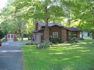 5305 Beechwood Rd, Ravenna, OH 44266