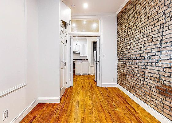 5th image of 287 W 147th St #1F1