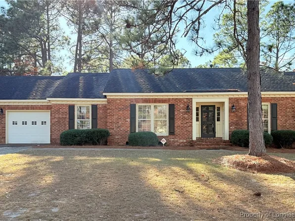 2102 Clinchfield Dr, Fayetteville, NC 28304