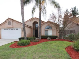 1823 E Chennault Ave, Fresno, CA 93720