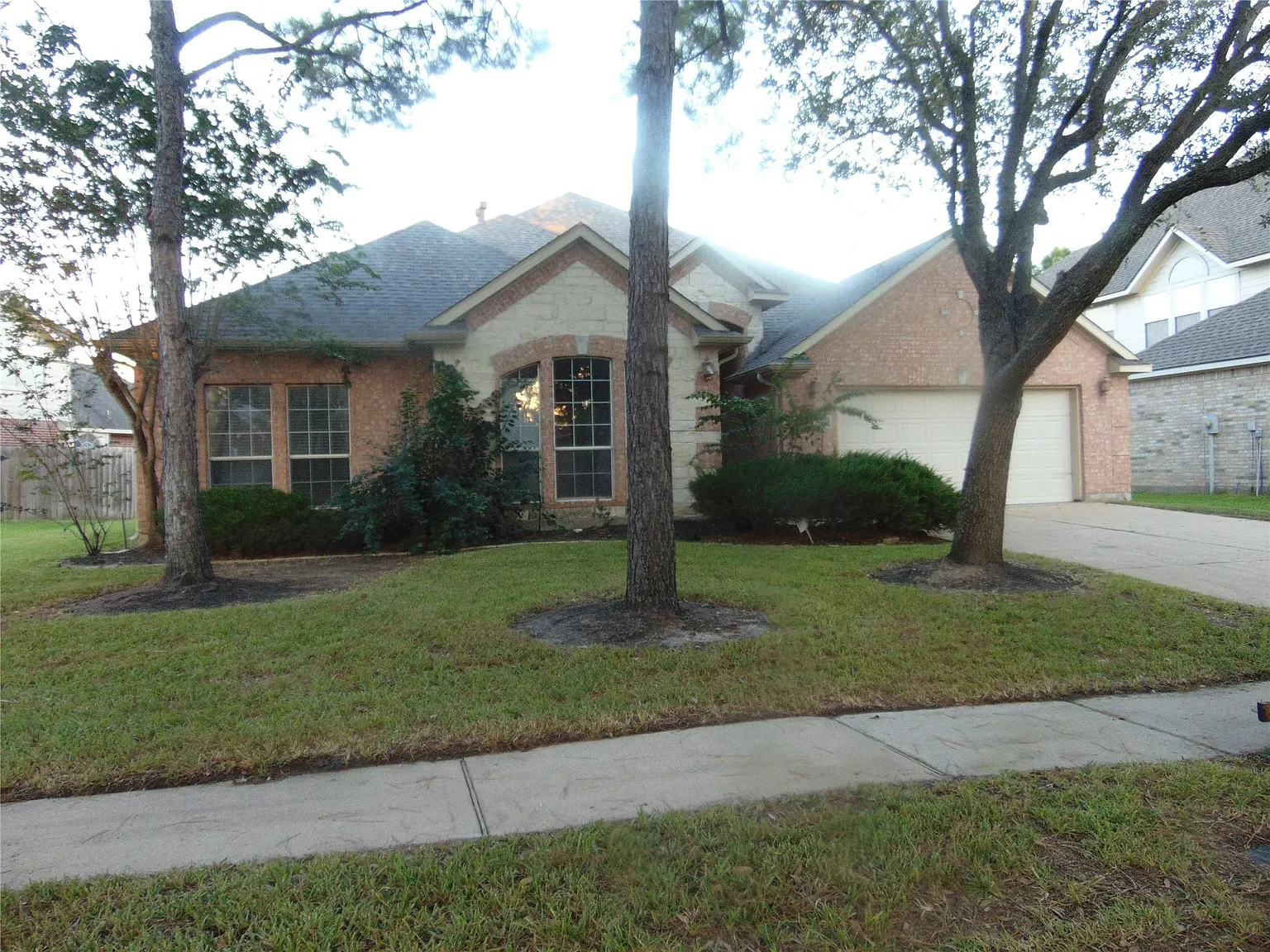4 bed, 3.0 bath, 3125 sqft, $2,795 — Photo 2