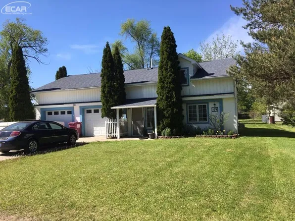104 Marion St, Henderson, MI 48841