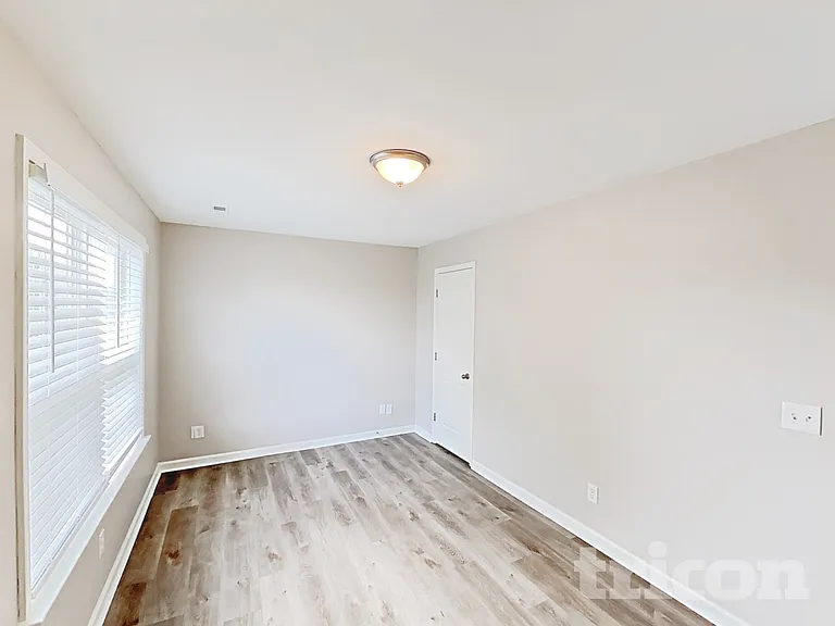 1856 Emily Ln — Photo 12