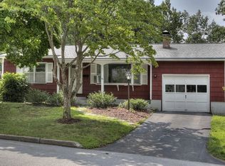 63 Cranwell Dr, Manchester, NH 03109