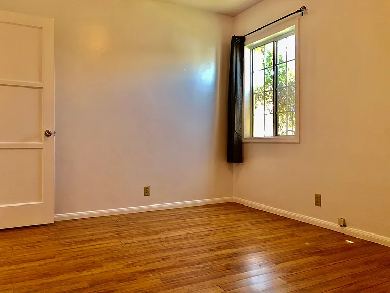 1223 E Workman Ave — Photo 4