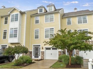 205 Monroe Point Dr, Colonial Beach, VA 22443