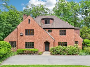 634 W Waldheim Rd, Pittsburgh, PA 15215