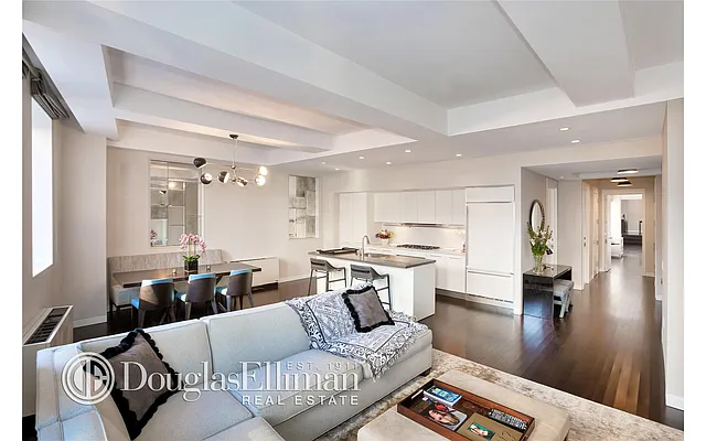Sold by Douglas Elliman | media 15