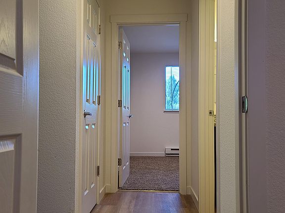 5th image of 406 E Pioneer St #5
