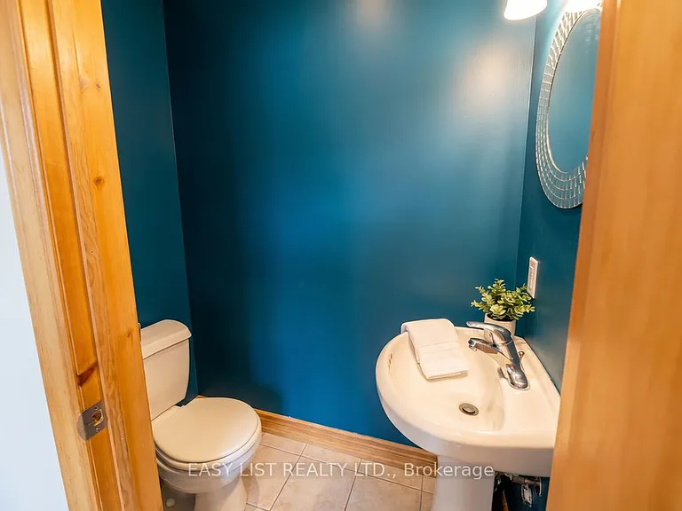 274 Douglas Rd #A — Photo 8